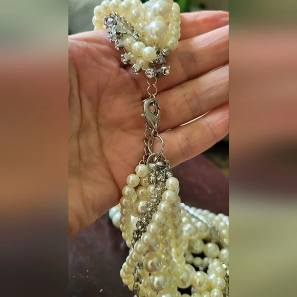 Vintage Cream and Silver Multi-Strand Necklace - Picture 8 of 15